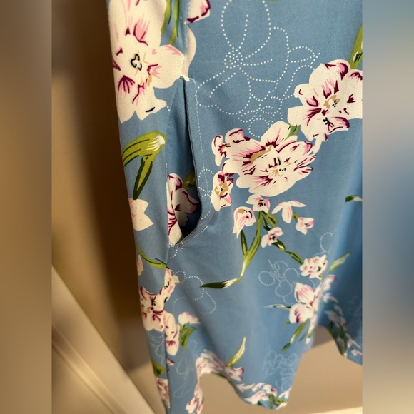 121 Women's Spaghetti Strap Dress with Pockets - Picture 5 of 10